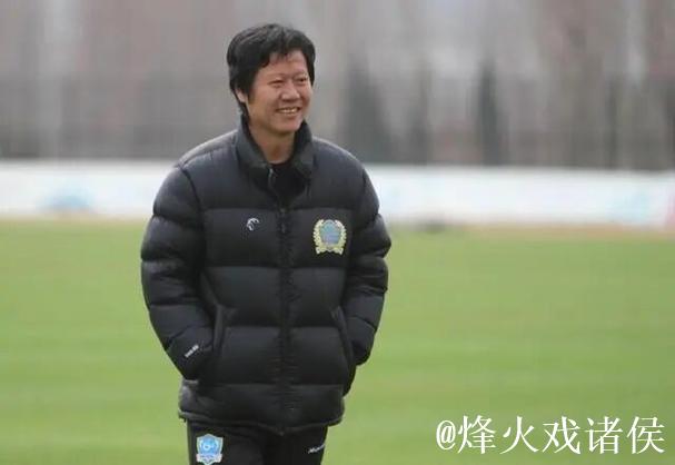 他是老辽足阵中“奔跑的羚羊”,为了家乡球队毅然复出,柳忠长 他是老辽足阵中“奔跑的羚羊”,为了家乡球队毅然复出,柳忠长